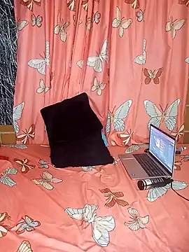 Snapshot of Cinnamon-Skin chatting on 30, 1, 2025 Cinnamon-Skin online show from 30, 1, 2025