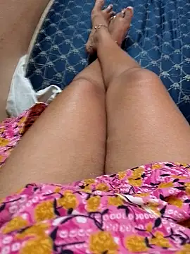 Snapshot of sneha_telugu_girl chatting on 28, 12, 2024 sneha telugu girl online show from 28, 12, 2024