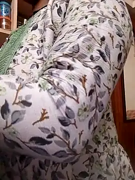 Snapshot of sneha_telugu_girl chatting on 25, 1, 2025 sneha telugu girl online show from 25, 1, 2025