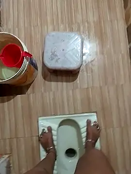 Snapshot of sneha_telugu_girl chatting on 17, 3, 2025 sneha telugu girl online show from 17, 3, 2025