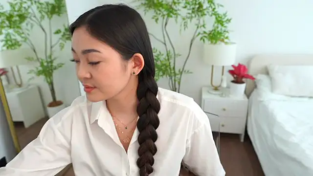 Peopleneedlove144 online show from 5, 3, 2026