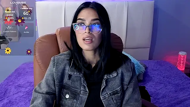 Snapshot of AlessiaVal_ chatting on 13, 9, 2025 AlessiaVal online show from 13, 9, 2025