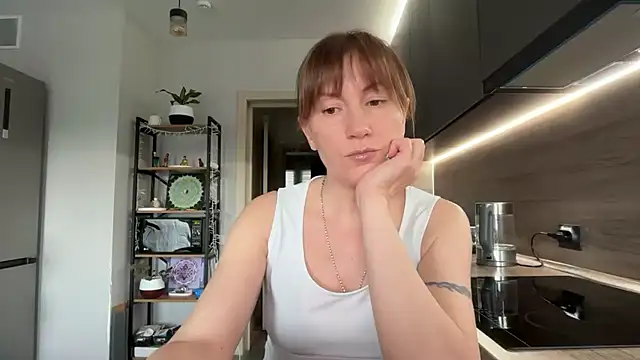 Snapshot of jainesummer chatting on 15, 5, 2026 jainesummer online show from 15, 5, 2026