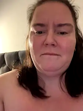 Snapshot of Viola_SassyX chatting on 4, 11, 2025 Viola SassyX online show from 4, 11, 2025