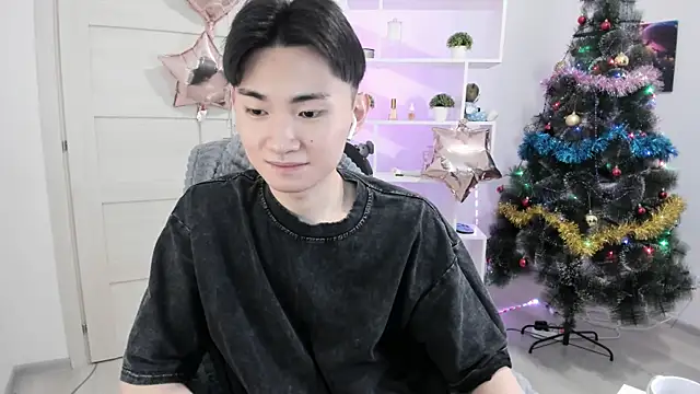 Miram Yu online show from 25, 12, 2024