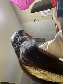 HannaRhodes online show from 11, 1, 2026