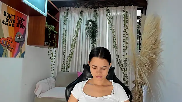 HannaRhodes online show from 31, 3, 2026