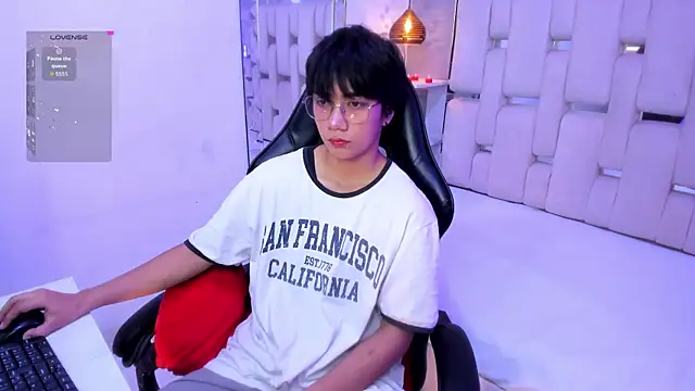 Snapshot of Eriol_ chatting on 9, 9, 2025 Eriol online show from 9, 9, 2025