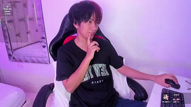 Snapshot of Eriol_ chatting on 21, 9, 2025 Eriol online show from 21, 9, 2025