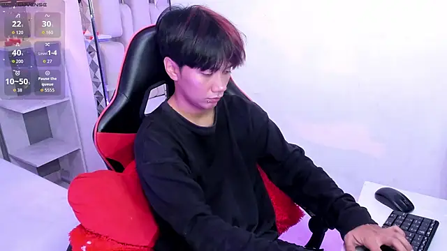 Snapshot of Eriol_ chatting on 6, 10, 2025 Eriol online show from 6, 10, 2025