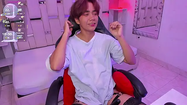 Snapshot of Eriol_ chatting on 5, 11, 2025 Eriol online show from 5, 11, 2025