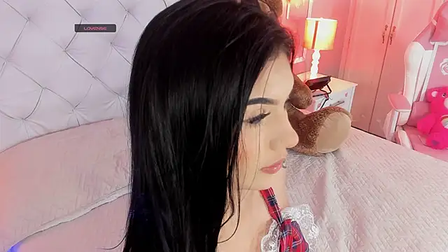 Snapshot of scarlet_hill chatting on 10, 12, 2024 scarlet hill online show from 10, 12, 2024