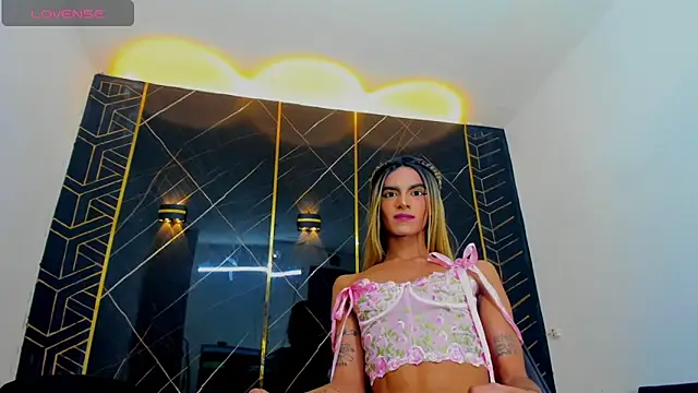 Isabella stanford2 online show from 26, 1, 2025