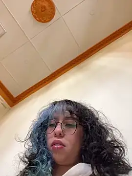 Sweet Chaos online show from 23, 1, 2025