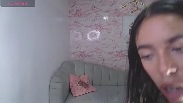 stephania t online show from 16, 1, 2025