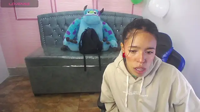 stephania t online show from 15, 3, 2025