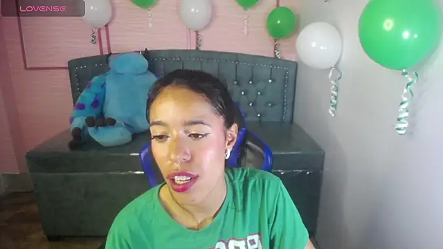 stephania t online show from 15, 3, 2025