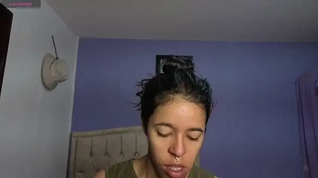stephania t online show from 4, 6, 2026