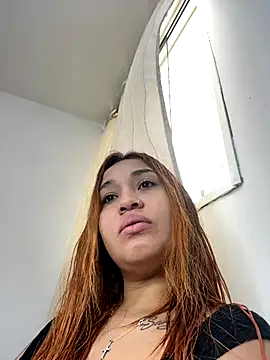 Alba Grey online show from 15, 12, 2025