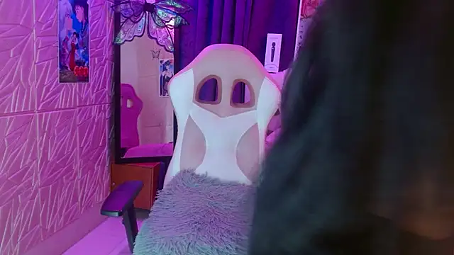 Gaby Tailor online show from 8, 3, 2025