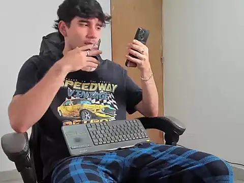 leo030809 online show from 4, 4, 2026