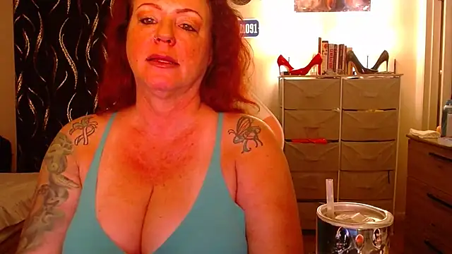 Nikkimastersgirl1091 online show from 20, 9, 2025