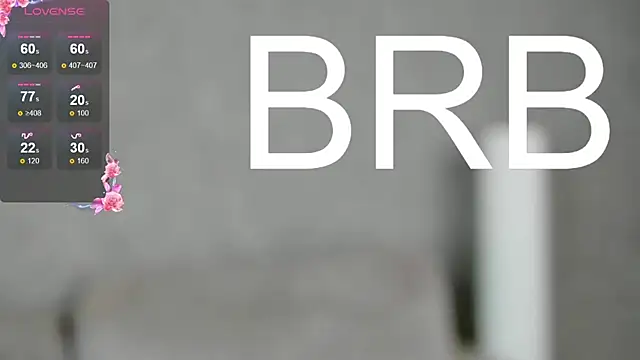 Snapshot of Michelle_Blond chatting on 5, 1, 2025 Michelle Blond online show from 5, 1, 2025