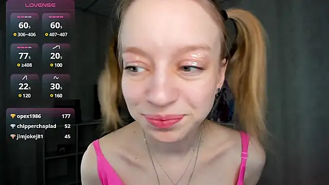 Snapshot of Michelle_Blond chatting on 25, 1, 2025 Michelle Blond online show from 25, 1, 2025