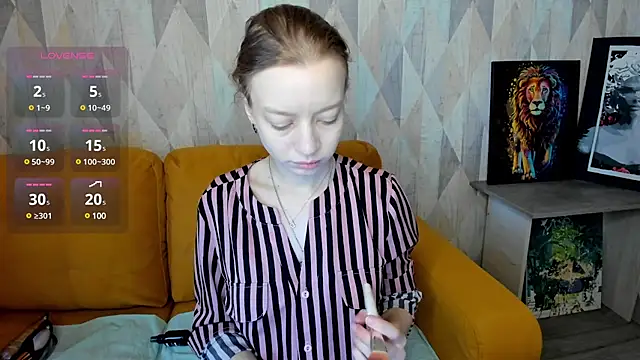 Snapshot of Michelle_Blond chatting on 21, 2, 2025 Michelle Blond online show from 21, 2, 2025