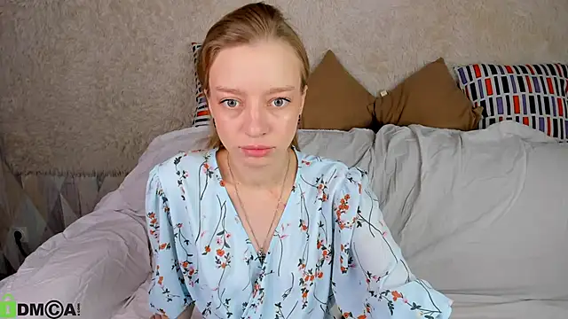 Snapshot of Michelle_Blond chatting on 23, 11, 2025 Michelle Blond online show from 23, 11, 2025