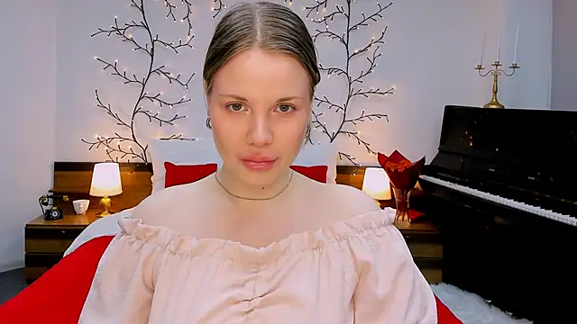 holy kitty online show from 4, 2, 2025