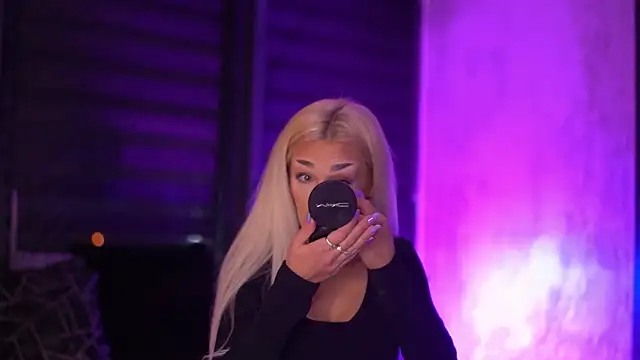 Candy Ivy online show from 4, 2, 2026