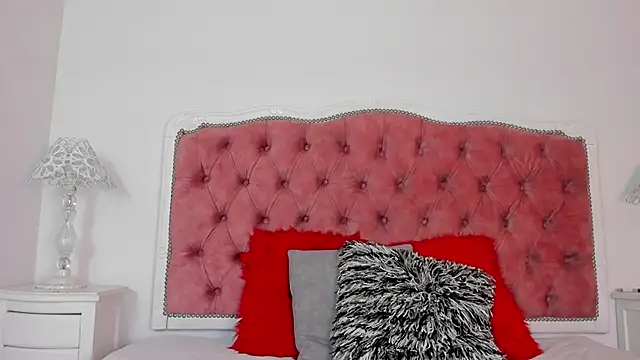 Snapshot of amberlitle chatting on 15, 9, 2025 amberlitle online show from 15, 9, 2025