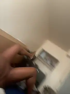 Snapshot of kelloggs202 chatting on 18, 12, 2024 kelloggs202 online show from 18, 12, 2024