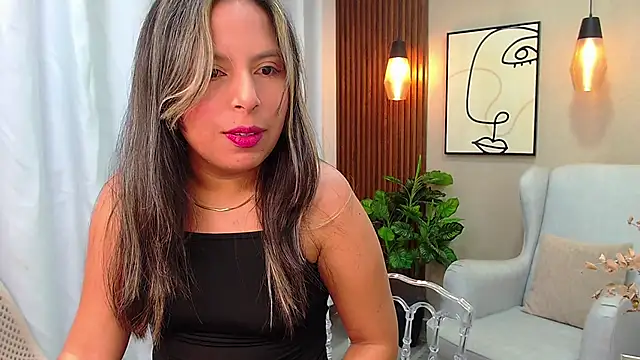 Sharlotte Milk online show from 31, 12, 2024