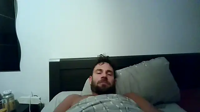 Snapshot of alpha-hunk chatting on 23, 9, 2025 alpha-hunk online show from 23, 9, 2025