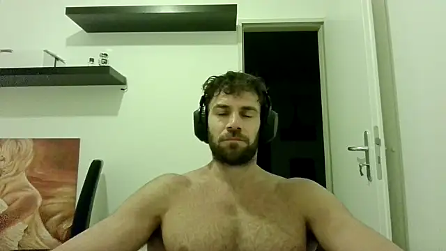 Snapshot of alpha-hunk chatting on 26, 9, 2025 alpha-hunk online show from 26, 9, 2025
