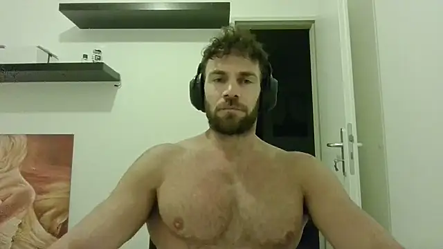Snapshot of alpha-hunk chatting on 27, 9, 2025 alpha-hunk online show from 27, 9, 2025