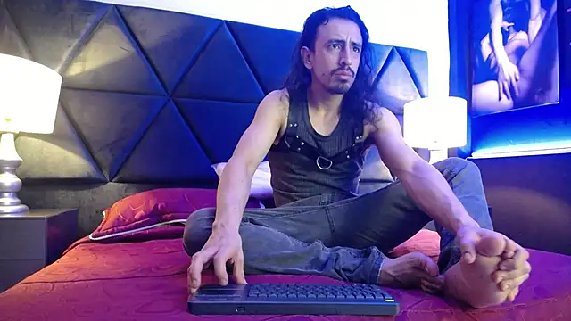 Sr Magnus  online show from 1, 3, 2025