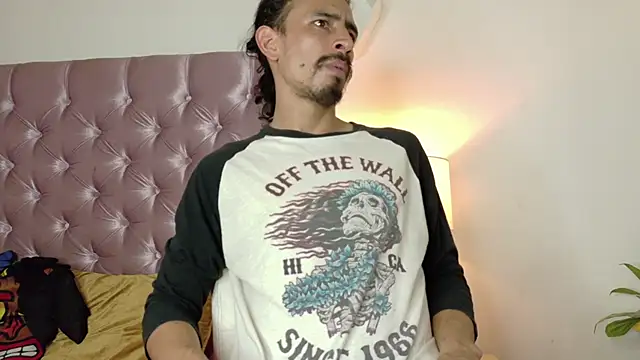 Sr Magnus  online show from 11, 9, 2025