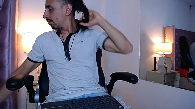 Sr Magnus  online show from 21, 10, 2025