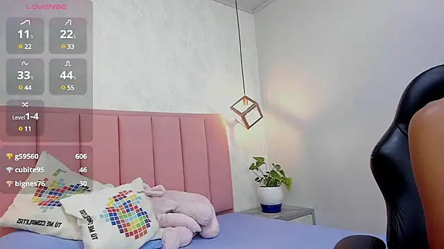 Snapshot of MAYROBERTSS chatting on 6, 2, 2025 MAYROBERTSS online show from 6, 2, 2025