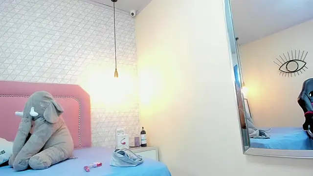 Snapshot of MAYROBERTSS chatting on 20, 3, 2025 MAYROBERTSS online show from 20, 3, 2025