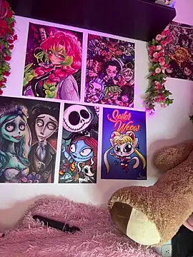 Snapshot of ariiel_ chatting on 8, 11, 2025 ariiel online show from 8, 11, 2025