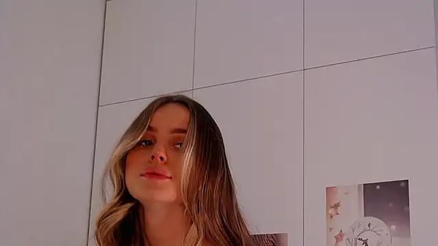 SIlviaBeyt online show from 2, 1, 2025