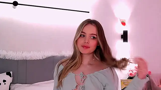 SIlviaBeyt online show from 23, 2, 2025