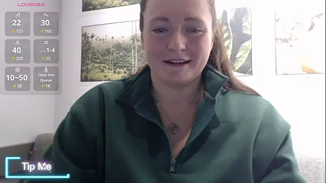 BustyBonnieUK online show from 28, 1, 2025