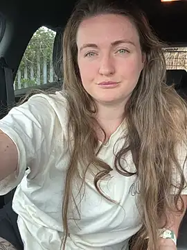 BustyBonnieUK online show from 19, 9, 2025