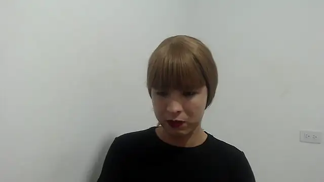 estefania224 online show from 19, 5, 2026