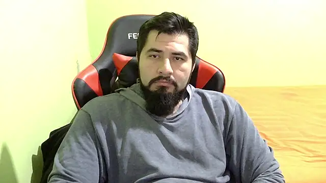 Snapshot of david_delz chatting on 2, 12, 2024 david delz online show from 2, 12, 2024